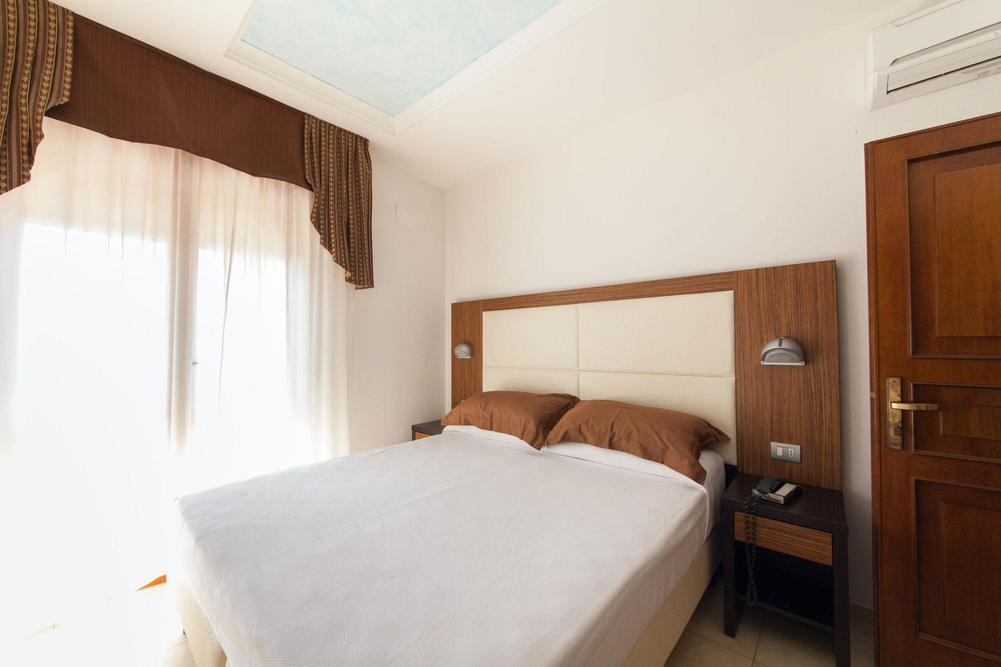 Hotel Palos Rimini Exteriör bild