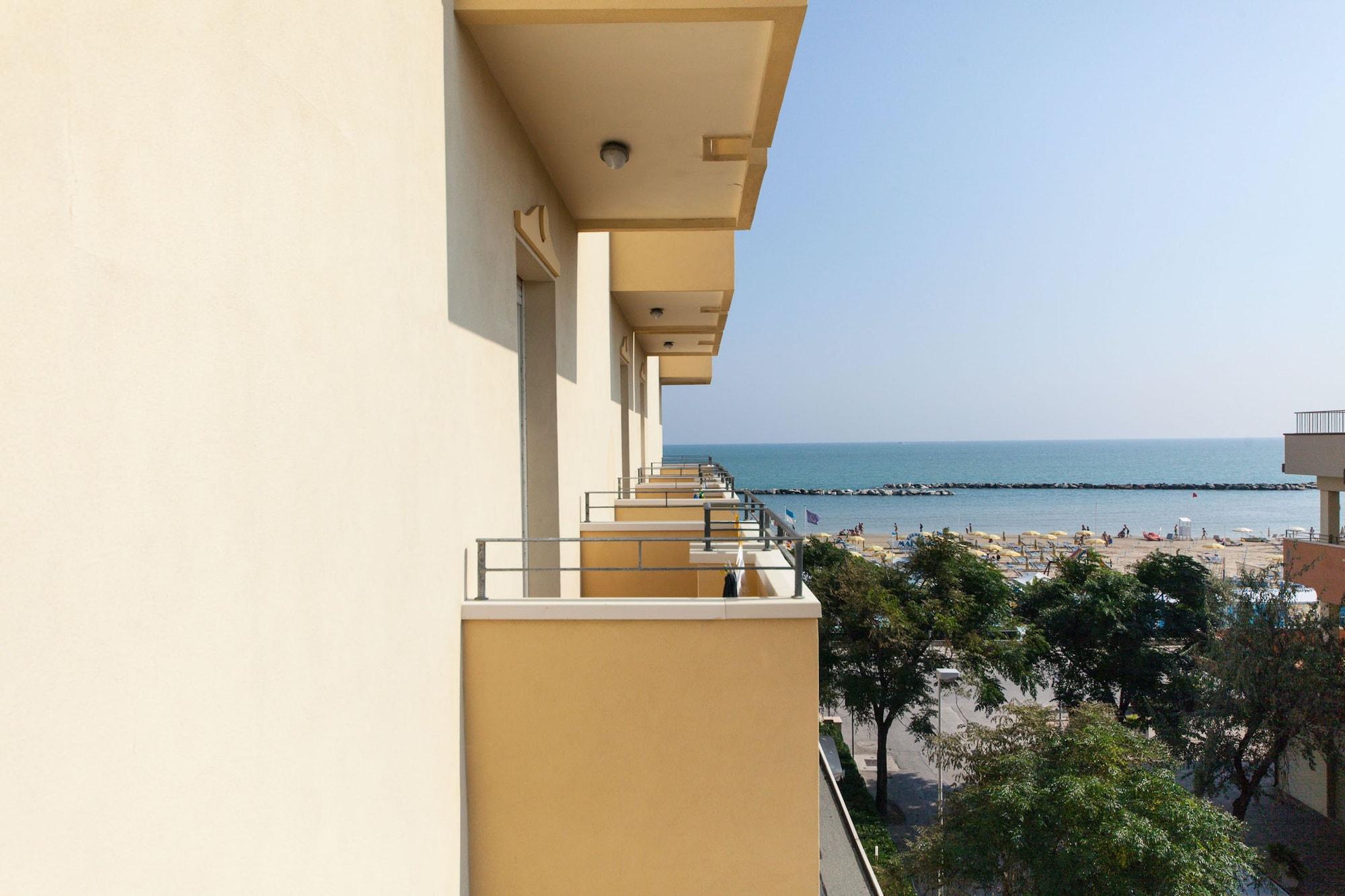 Hotel Palos Rimini Exteriör bild