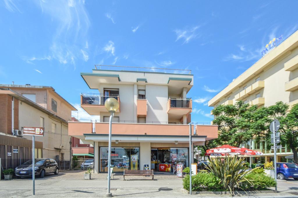 Hotel Palos Rimini Exteriör bild